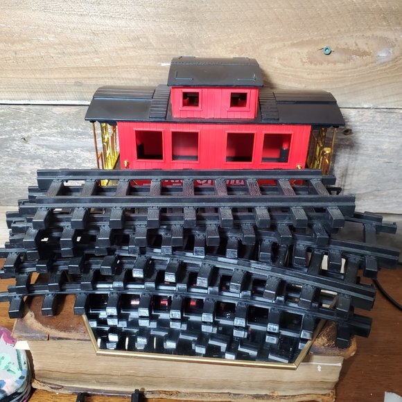G-Scale Rio Grande Caboose #4067 & six (6) Track Lengths by Scientific Toys Ltd. - Picture 5 of 9